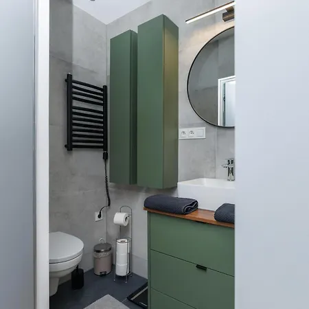 Apartment Plant&pillow 24h Self-check-in, Kosciol Mariacki 400m, Netflix Katowice