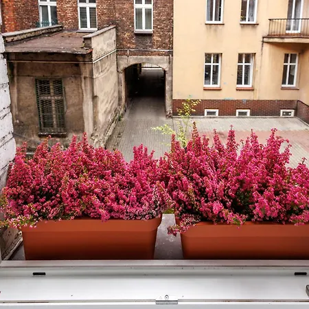 Plant&pillow 24h Self-check-in, Kosciol Mariacki 400m, Netflix Katowice