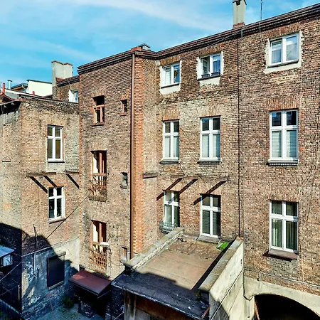 Plant&pillow 24h Self-check-in, Kosciol Mariacki 400m, Netflix Apartment Katowice